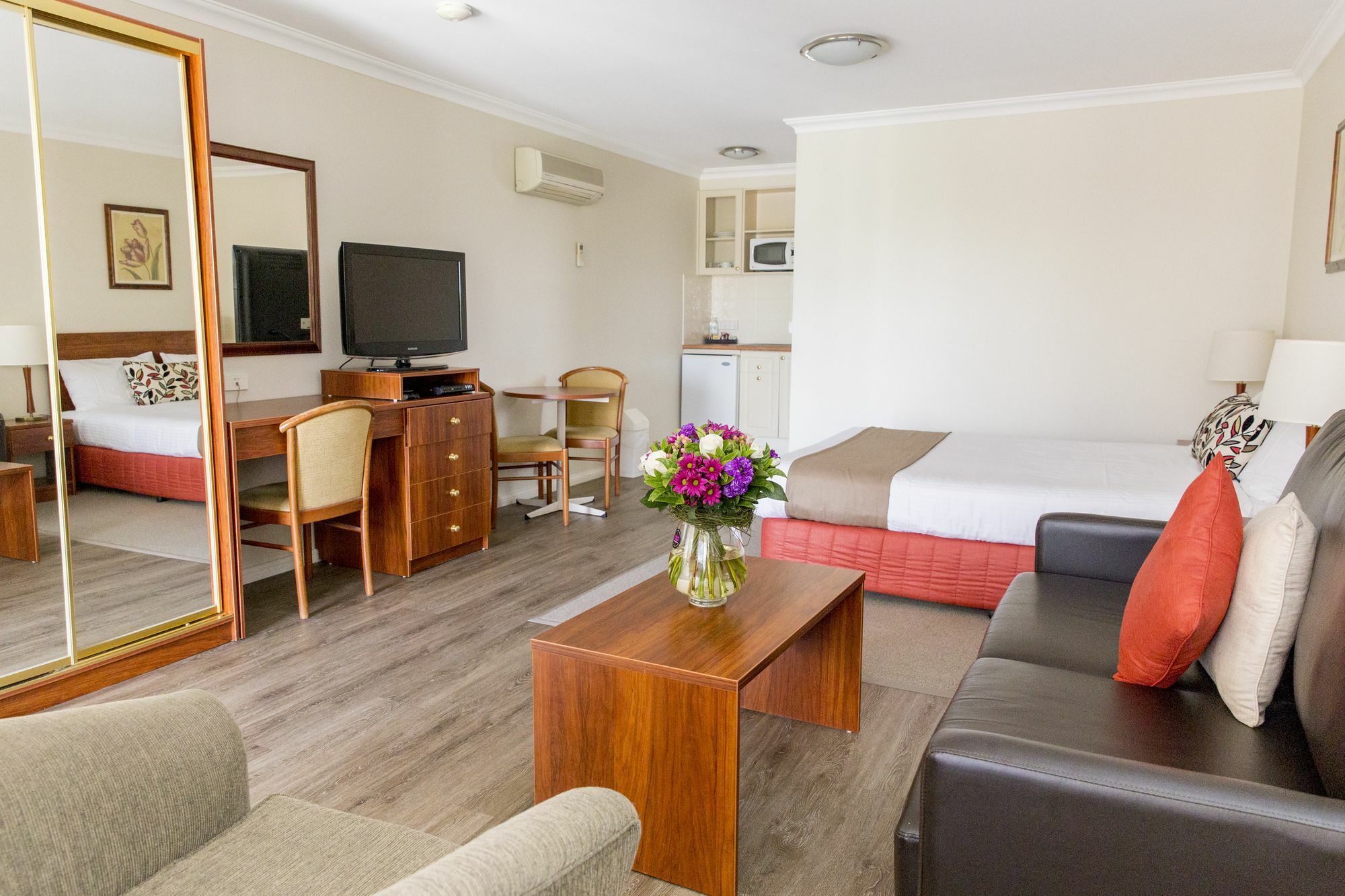 Charlotte Apartments Bathurst Kültér fotó